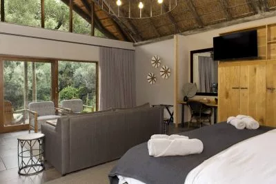 Black Rhino Game Lodge