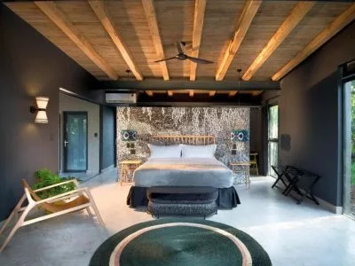 Mbazo Safari Lodge