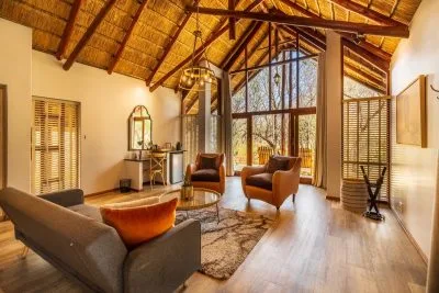 Tsholo Safari Lodge