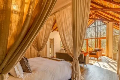 Tsholo Safari Lodge
